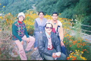 familyatdarjlng.jpg